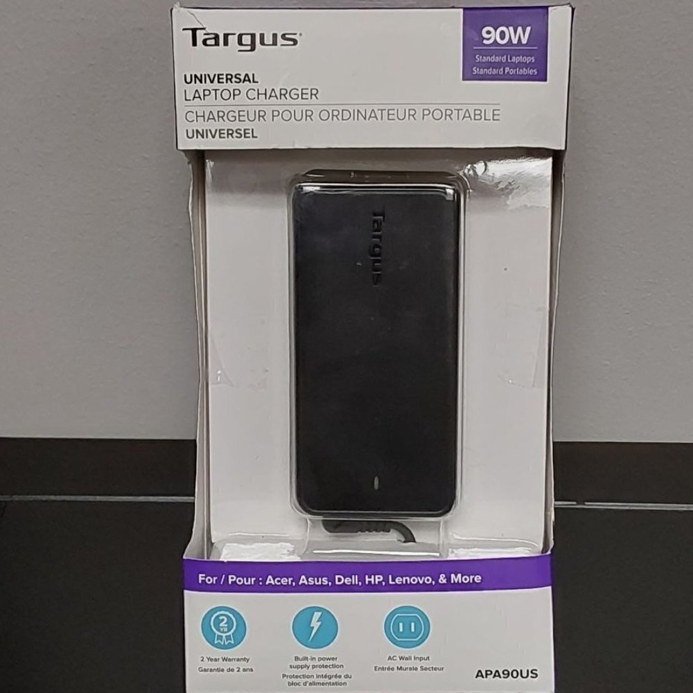 Targus Universal Laptop Charger - Black (APA90US)